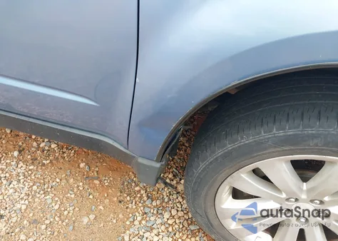 2011 Subaru Forester 2.5X Premium z USA, uszkodzony, nr VIN JF2SHADC3BH729918